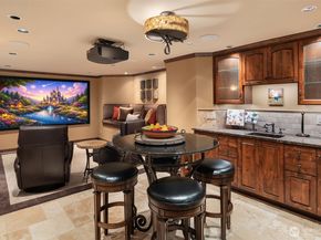 6257 164th Avenue SE, Bellevue WA 98006