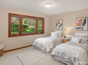 6257 164th Avenue SE, Bellevue WA 98006
