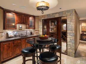 6257 164th Avenue SE, Bellevue WA 98006