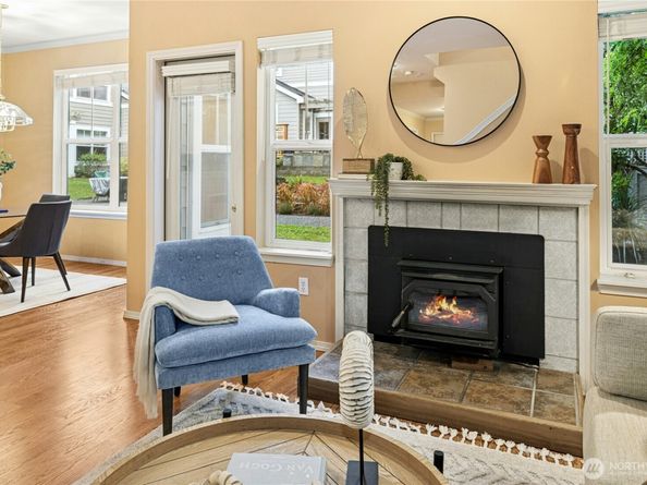 1240 Weaver Road NW B1, Bainbridge Island WA 98110