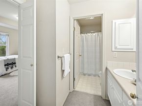 1240 Weaver Road NW B1, Bainbridge Island WA 98110