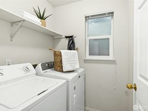 1240 Weaver Road NW B1, Bainbridge Island WA 98110