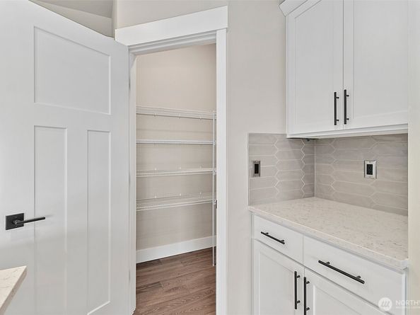 18518 Meridian Avenue SE CR 03, Bothell WA 98012