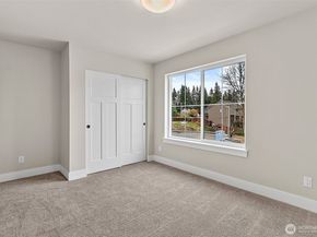 18518 Meridian Avenue SE CR 03, Bothell WA 98012