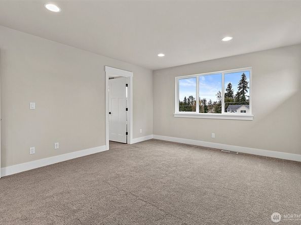 18518 Meridian Avenue SE CR 03, Bothell WA 98012