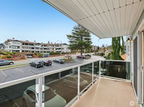 960 5th Avenue S 208, Edmonds WA 98020