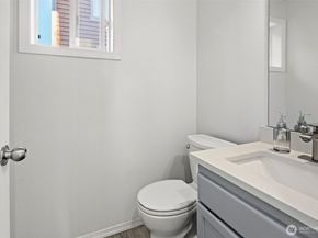 11211 Greenwood Avenue N C, Seattle WA 98133