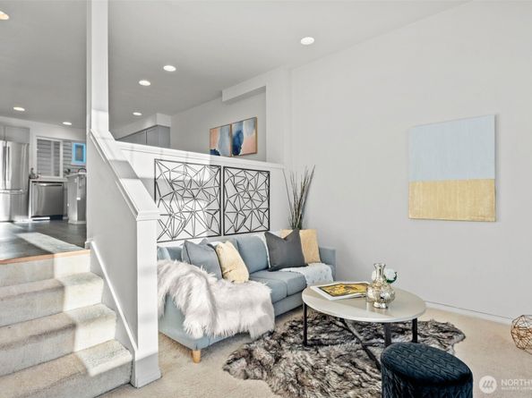 11211 Greenwood Avenue N C, Seattle WA 98133