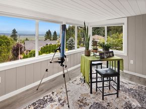 8807 Shadow Wood Drive, Everett WA 98208