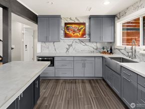 8807 Shadow Wood Drive, Everett WA 98208