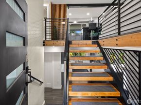 8807 Shadow Wood Drive, Everett WA 98208