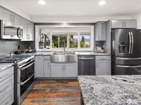 8807 Shadow Wood Drive, Everett WA 98208