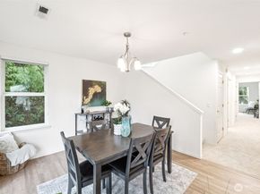 22454 SE 37th Terrace 2345, Issaquah WA 98029