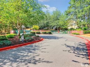 22454 SE 37th Terrace 2345, Issaquah WA 98029