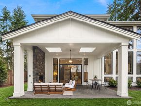 6825 122nd Avenue NE, Kirkland WA 98033