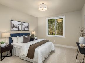 6825 122nd Avenue NE, Kirkland WA 98033