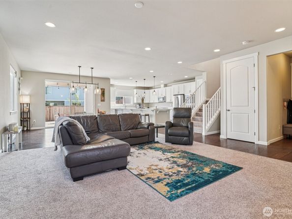 314 181st Street SE, Bothell WA 98012