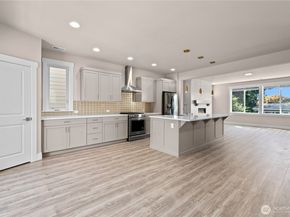 2204 176th Place SW 3, Lynnwood WA 98037