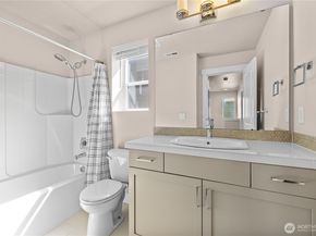 2204 176th Place SW 3, Lynnwood WA 98037