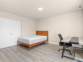 2204 176th Place SW 3, Lynnwood WA 98037