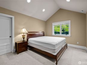 3169 NE Harrison Street, Issaquah WA 98029