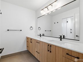 3646 Greenwood Avenue N A, Seattle WA 98103