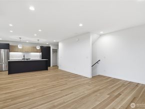 3646 Greenwood Avenue N A, Seattle WA 98103