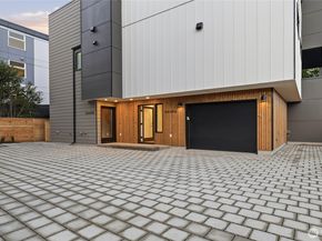 3646 Greenwood Avenue N A, Seattle WA 98103