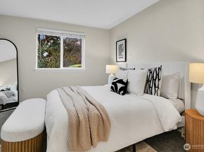 1814 I Street NE 214, Auburn WA 98002