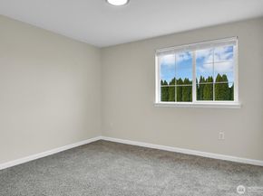 1814 I Street NE 214, Auburn WA 98002