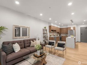 11903 NE 128th Street 216, Kirkland WA 98034