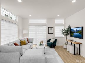 8337 B 12th Avenue NW, Seattle WA 98117