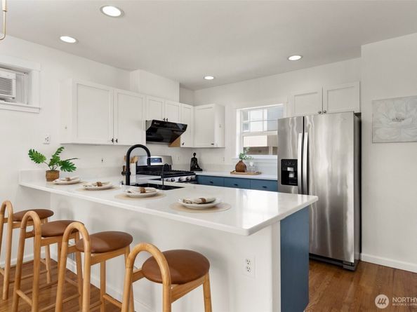 3425 21st Avenue W A, Seattle WA 98199