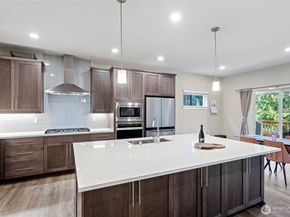 2128 229th Place SW, Bothell WA 98021