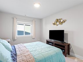 2128 229th Place SW, Bothell WA 98021