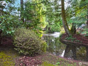 1805 Village Green Drive 20, Mill Creek WA 98012