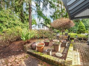 1805 Village Green Drive 20, Mill Creek WA 98012