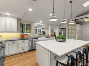 9209 NE 142nd Way, Kirkland WA 98034