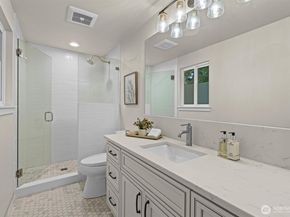 9209 NE 142nd Way, Kirkland WA 98034