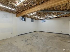 9209 NE 142nd Way, Kirkland WA 98034