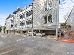 2515 NE 4th Street 522, Renton WA 98056