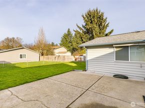 1909 21st Street NE, Auburn WA 98002