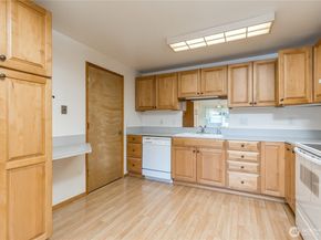 1909 21st Street NE, Auburn WA 98002