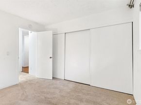 5832 NE 75th Street E304, Seattle WA 98115