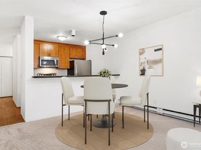 5832 NE 75th Street E304, Seattle WA 98115