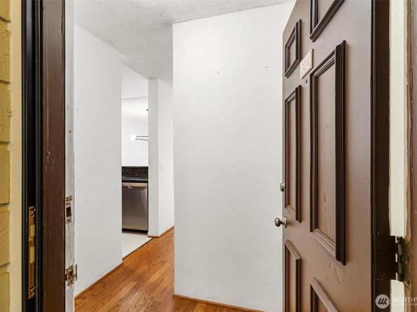 5832 NE 75th Street E304, Seattle WA 98115