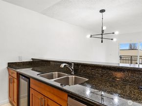 5832 NE 75th Street E304, Seattle WA 98115