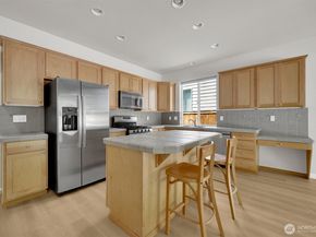 12010 SE 186th St, Renton WA 98058