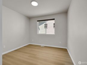 12010 SE 186th St, Renton WA 98058