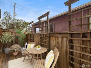 8505 B 14th Avenue NW, Seattle WA 98117